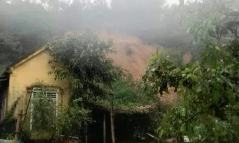 Hà Tĩnh: Sạt lở núi Quảng Sơn, khẩn trương sơ tán 343 người